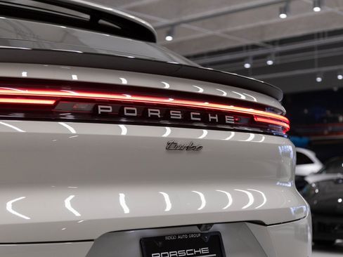 Used 2025 Porsche Cayenne Turbo image 32