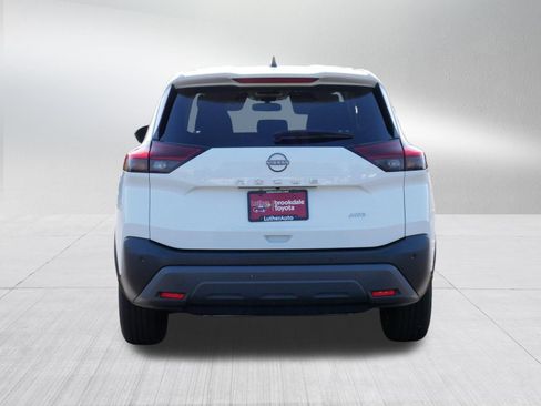 Used 2023 Nissan Rogue S AWD/4WD image 6