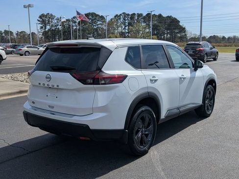 New 2026 Nissan Rogue SV w/ Cold Weather Package FWD image 3
