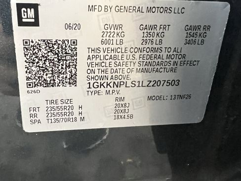 Used 2020 GMC Acadia Denali w/ Technology Package FWD image 37