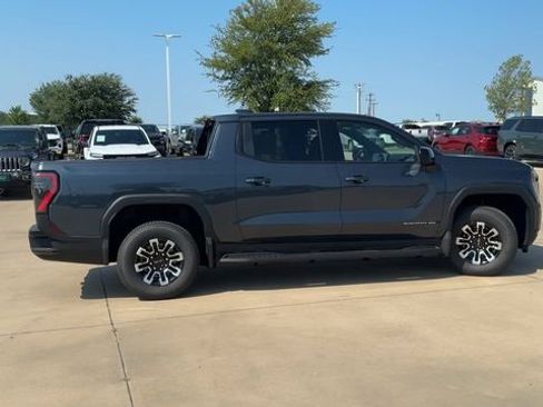 New 2026 GMC Sierra EV Elevation image 5