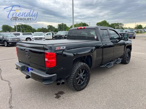Used 2017 Chevrolet Silverado 1500 LT w/ All Star Edition AWD/4WD image 5