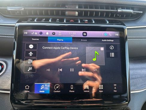 Used 2024 Jeep Grand Cherokee L Limited w/ Luxury Tech Group II image 49