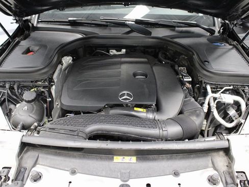 Used 2021 Mercedes-Benz GLC 300 GLC 300 image 12