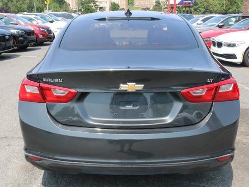 Used 2018 Chevrolet Malibu LT FWD image 6