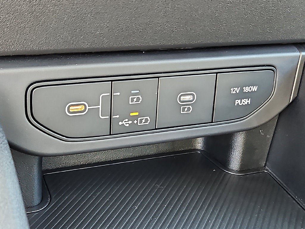 Used 2025 Kia K4 FWD image 25