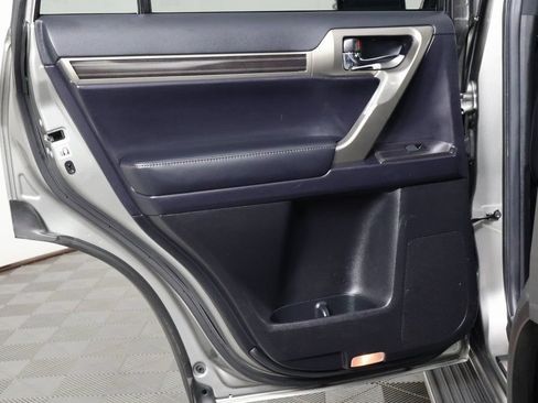 Used 2020 Lexus GX 460 Premium w/ Premium Package AWD/4WD image 14
