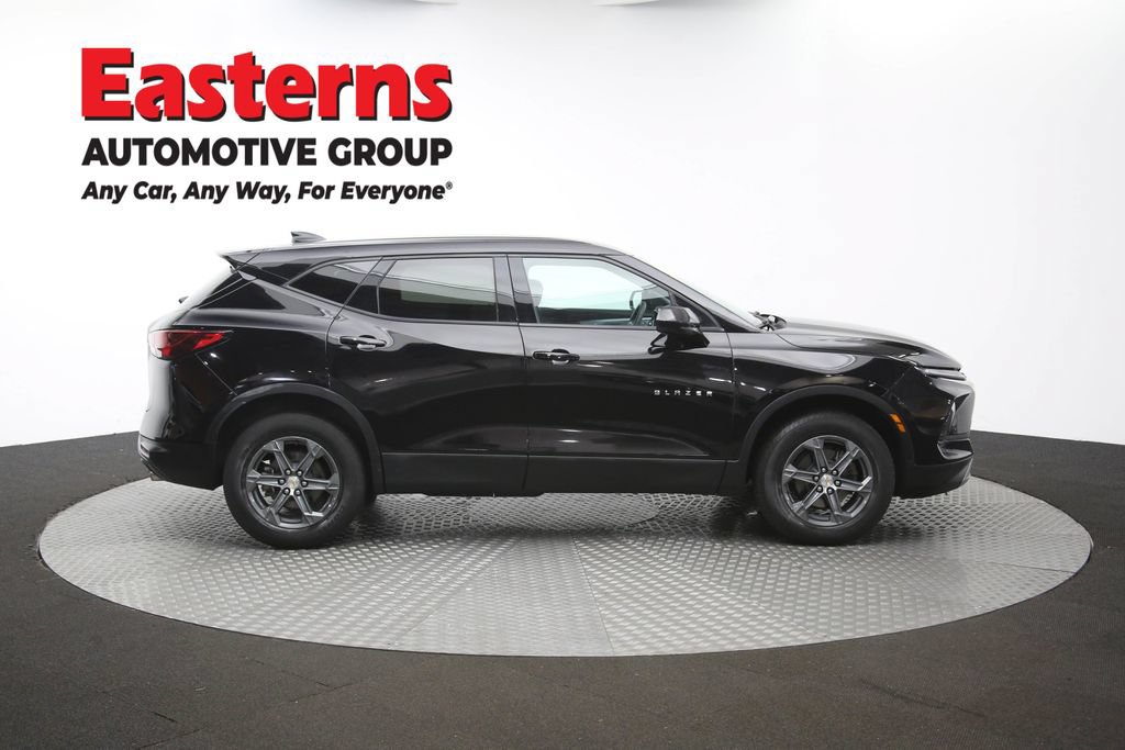 Used 2024 Chevrolet Blazer LT AWD/4WD image 46