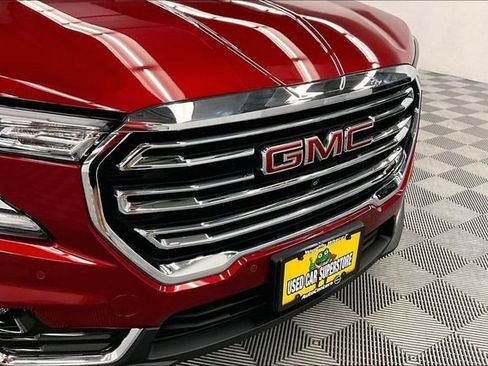 Used 2023 GMC Terrain SLT w/ Tech Package FWD image 32
