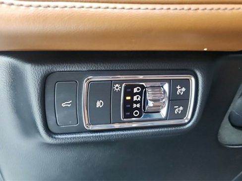 Used 2020 Lincoln Aviator Reserve w/ Equipment Group 202A image 39