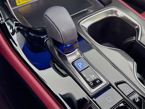 Certified 2026 Lexus NX 350 AWD w/ Accessory Package (2T) image 17