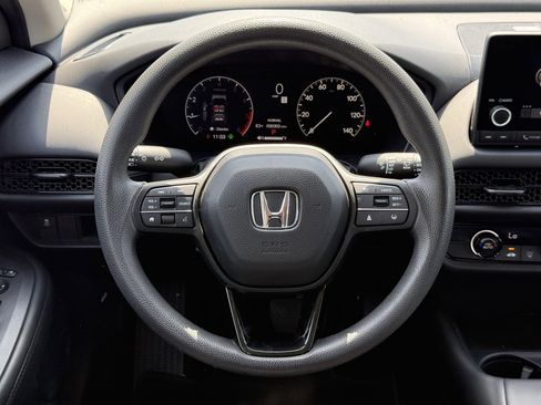 Used 2025 Honda HR-V LX image 15