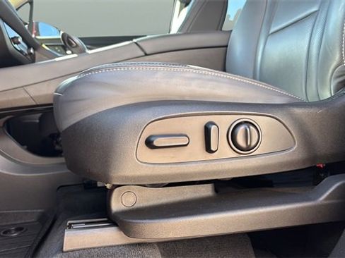 Used 2021 Buick Enclave Essence w/ Sound and Sites Package image 18