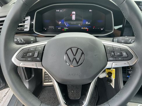 Used 2026 Volkswagen Jetta Sport FWD image 23