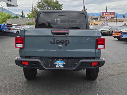 New 2026 Jeep Gladiator Sport AWD/4WD image 13