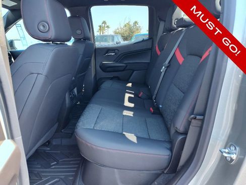 Used 2026 Chevrolet Colorado Z71 AWD/4WD image 6