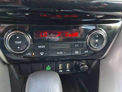 Used 2022 Mitsubishi Eclipse Cross LE AWD/4WD image 18
