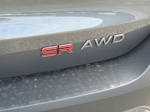 Certified 2025 Nissan Kicks SR AWD/4WD image 8