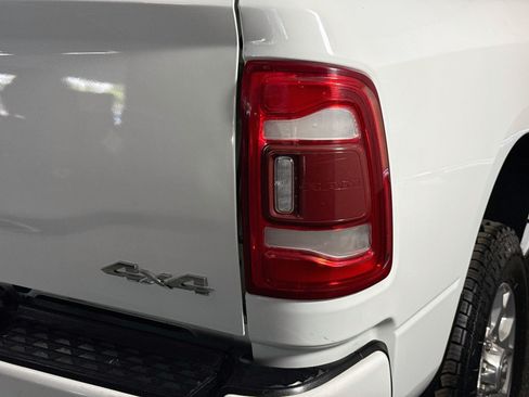 Used 2024 RAM 2500 Laramie AWD/4WD image 33