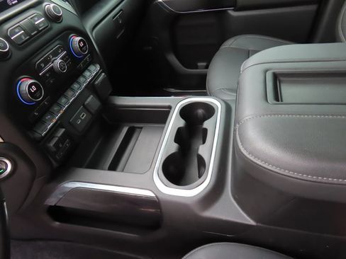 Certified 2021 Chevrolet Silverado 1500 LT Trail Boss w/ LT Trail Boss Premium Package AWD/4WD image 23