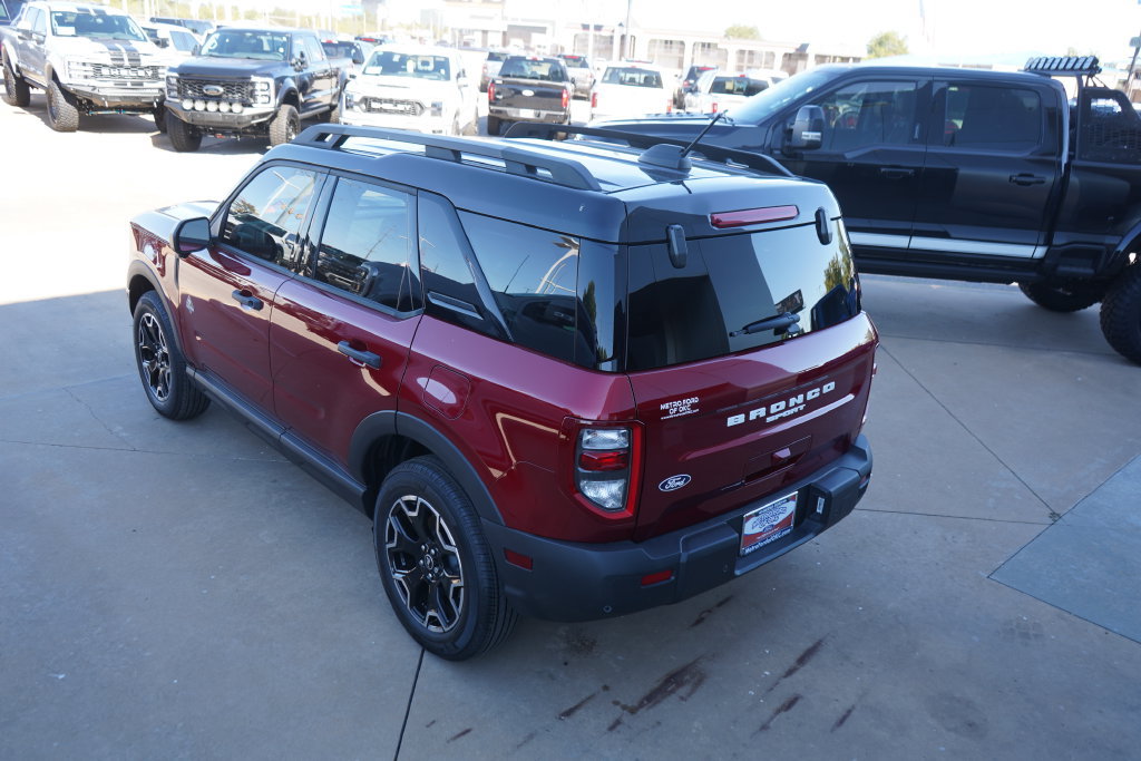 New 2026 Ford Bronco Sport Outer Banks w/ Outer Banks Tech Package+ AWD/4WD image 13