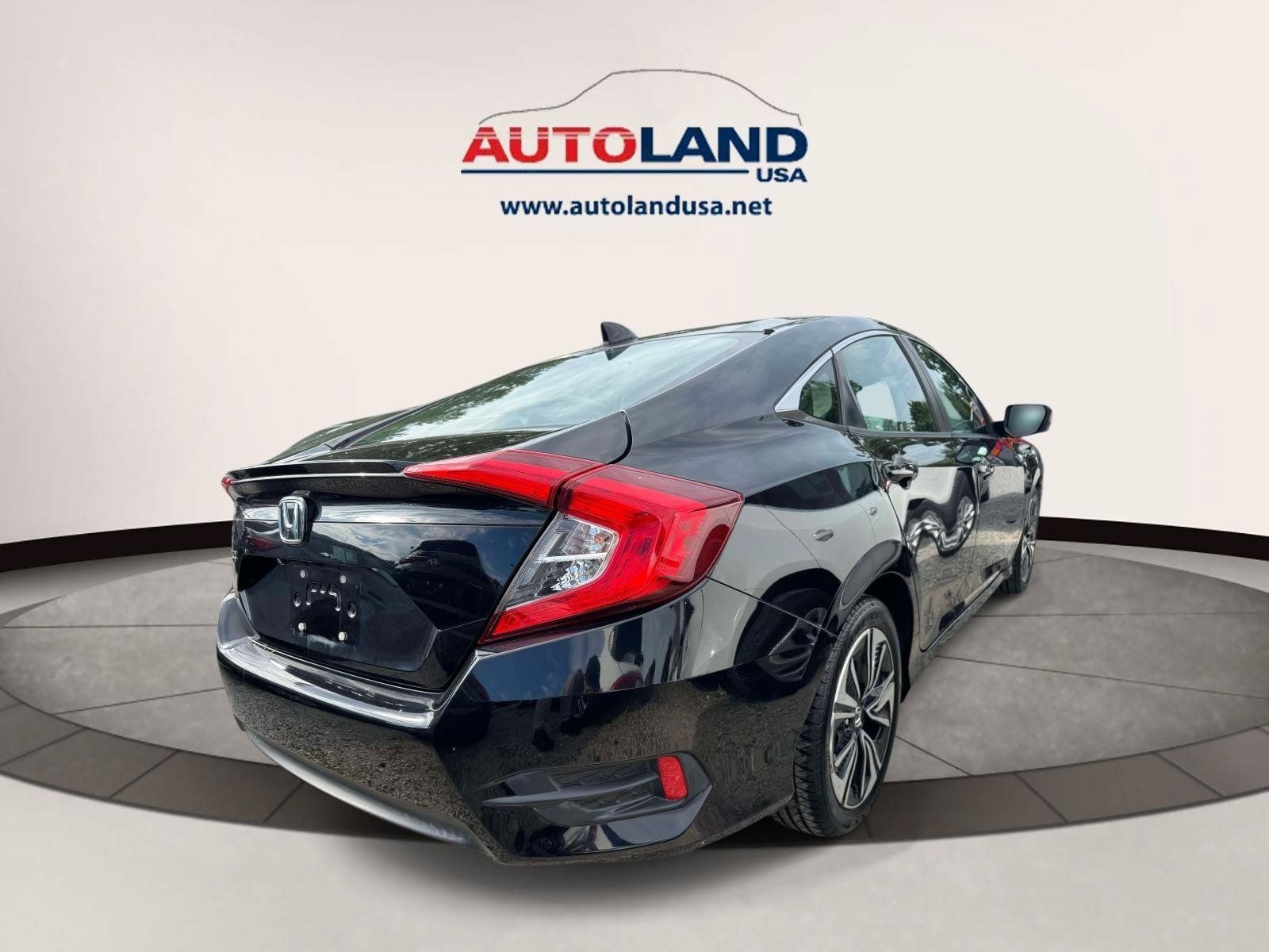 Used 2017 Honda Civic EX-L image 3