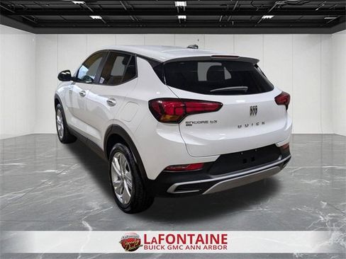 Certified 2024 Buick Encore GX Preferred image 3