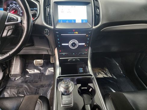 Used 2019 Ford Edge ST w/ Convenience Package AWD/4WD image 16