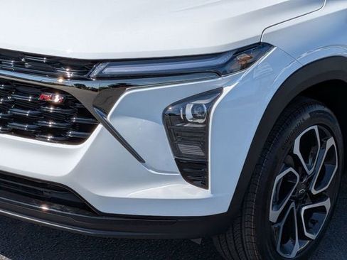 New 2026 Chevrolet Trax RS FWD image 9