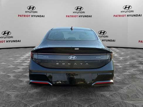 Used 2025 Hyundai Sonata SEL FWD image 4