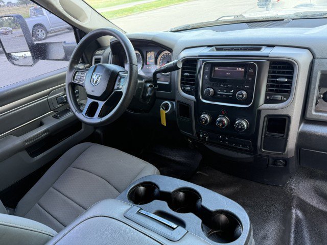 Used 2018 RAM 5500 Tradesman w/ Payload Upgrade Package RWD image 8