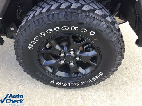 Used 2021 Jeep Wrangler Unlimited Willys image 25