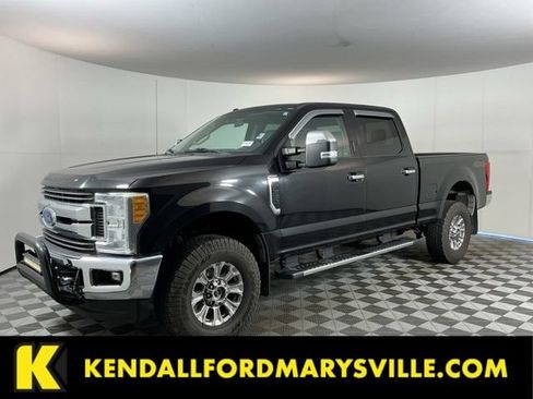 Used 2017 Ford F350 XLT w/ XLT Premium Package AWD/4WD image 1