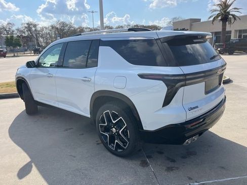 New 2026 Chevrolet Traverse High Country w/ LPO, Floor Liner Package image 4