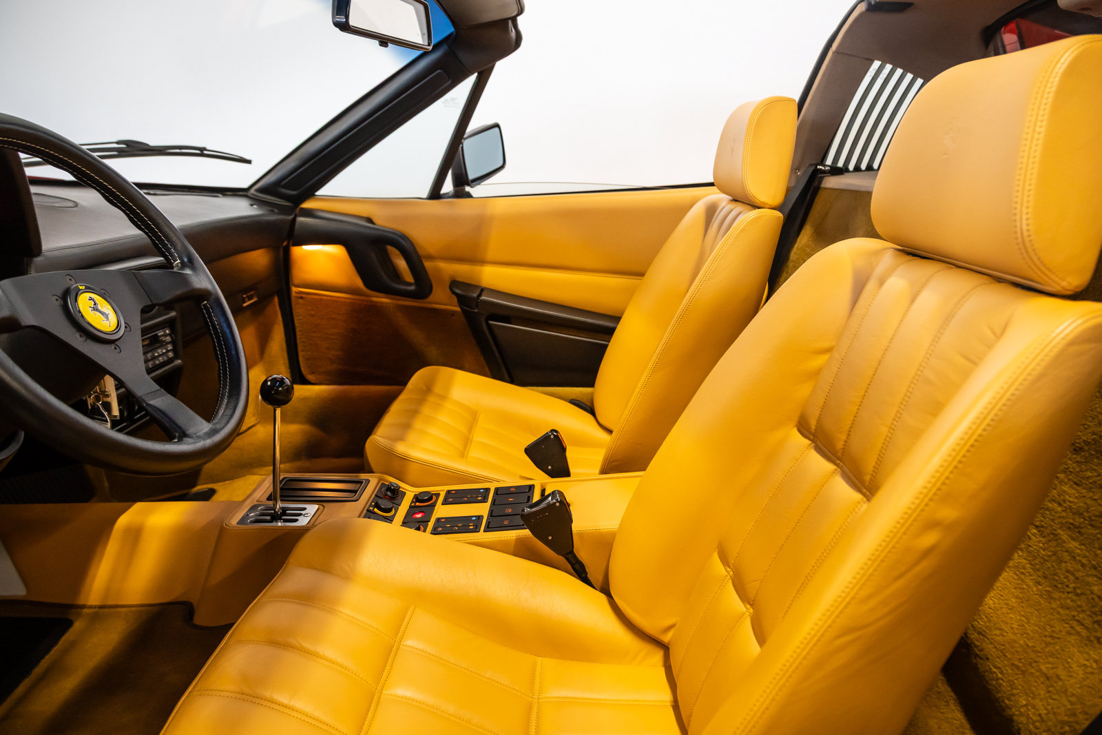 Used 1989 Ferrari 328 GTS RWD image 33