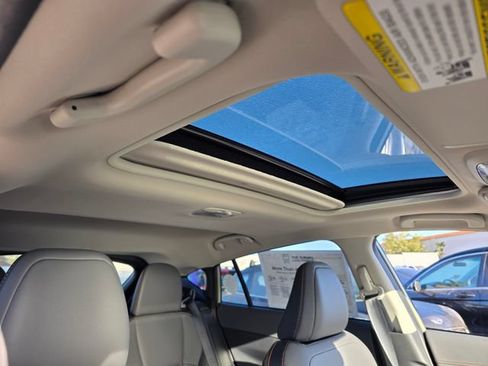 New 2026 Subaru Crosstrek 2.5i Limited AWD/4WD image 12