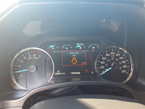 Used 2019 Ford F150 Lariat w/ Equipment Group 502A Luxury AWD/4WD image 8