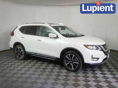 Used 2019 Nissan Rogue SL w/ Premium Package image 1