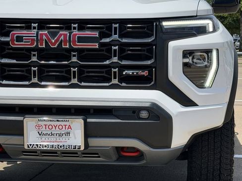 Used 2024 GMC Canyon AT4 w/ Canyon Safety Plus Package AWD/4WD image 9
