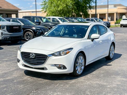 Used 2017 MAZDA MAZDA3 Grand Touring FWD image 7