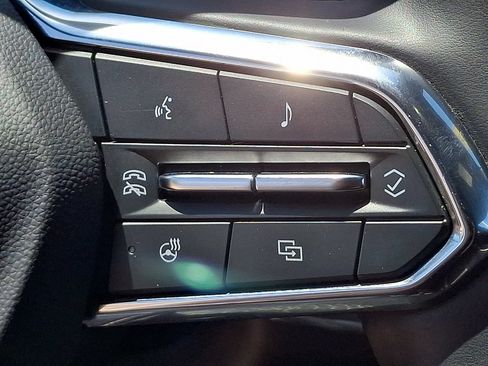 Used 2025 Chevrolet Equinox LT FWD image 22