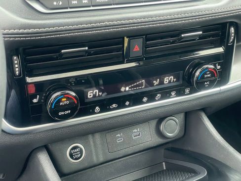 Certified 2023 Nissan Rogue SV w/ SV Premium B Package image 24