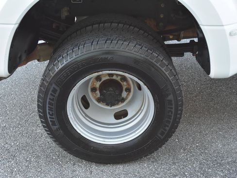 Used 2021 Ford F350 XL w/ Power Equipment Group image 31