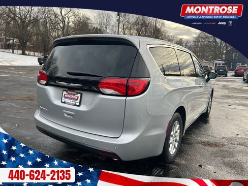 New 2026 Chrysler Voyager LX image 5