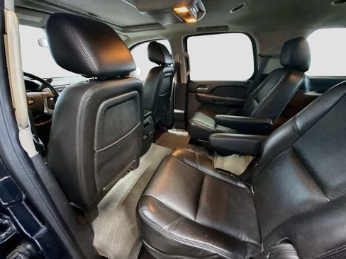 Used 2012 Chevrolet Tahoe LTZ AWD/4WD image 24