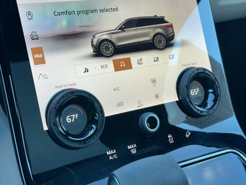 Used 2022 Land Rover Range Rover Velar R-Dynamic S image 20