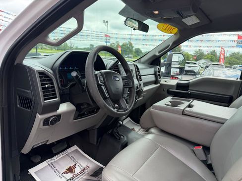 Used 2017 Ford F350 XL w/ Power Equipment Group AWD/4WD image 13