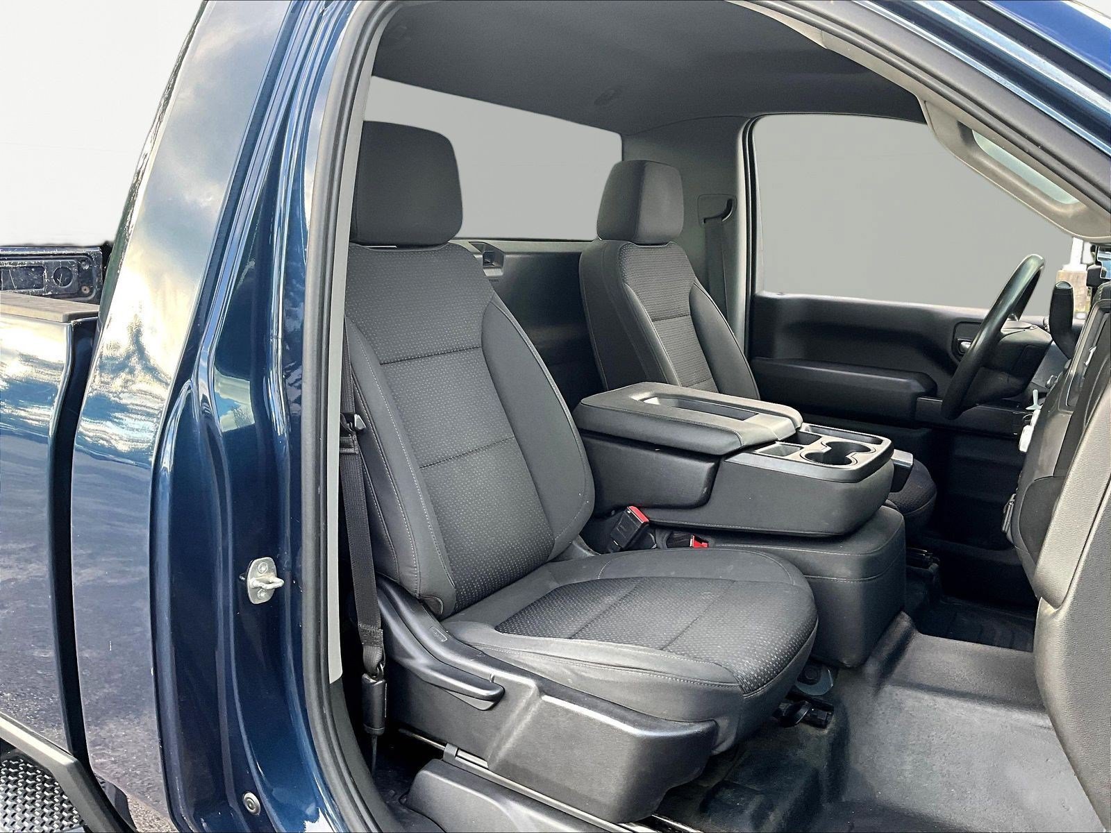 Used 2022 GMC Sierra 3500 Pro w/ Convenience Package AWD/4WD image 26