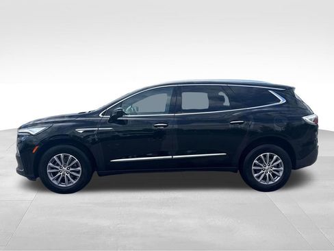 Used 2024 Buick Enclave Essence AWD/4WD image 12