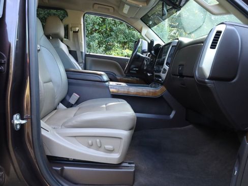 Used 2016 GMC Sierra 2500 SLT w/ Snow Plow Prep Package image 13